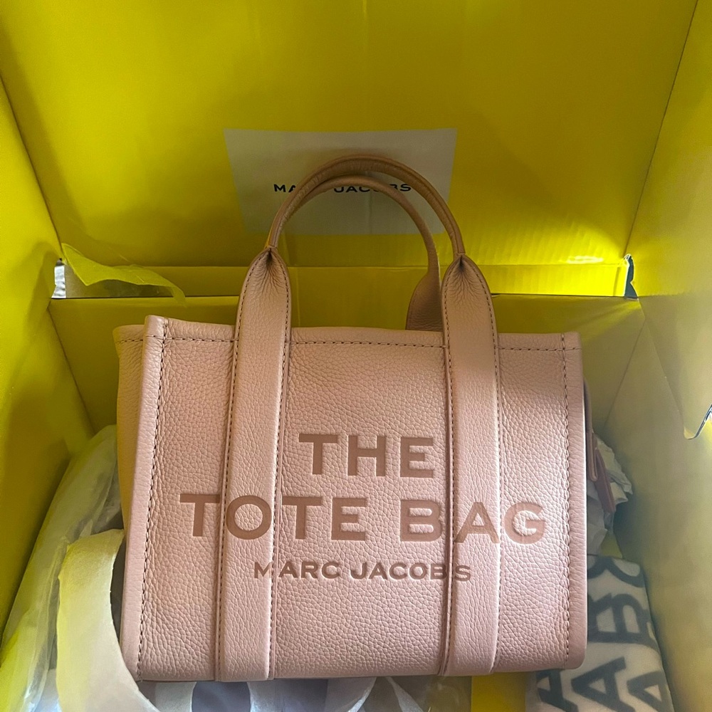 💯 authentic Marc Jacobs The Tote Bag in mini.  Beautiful Rose color.